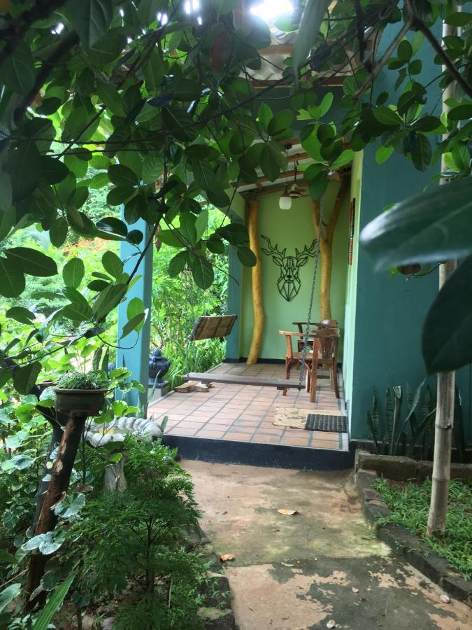 Owls Nest Hotell Udawalawe Exteriör bild