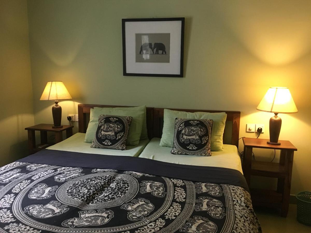 Owls Nest Hotell Udawalawe Exteriör bild