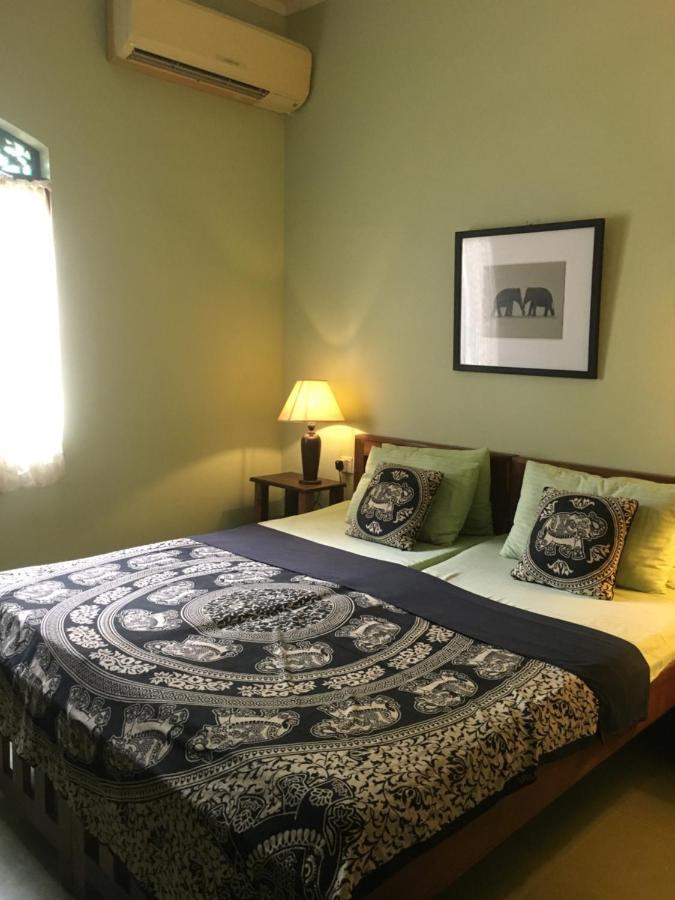 Owls Nest Hotell Udawalawe Exteriör bild