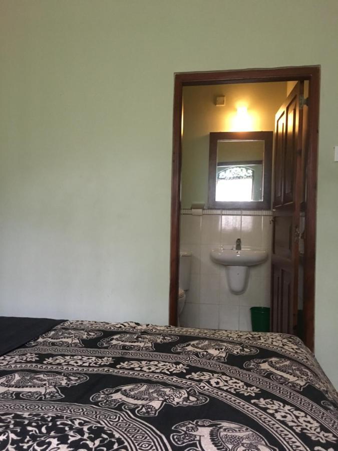 Owls Nest Hotell Udawalawe Exteriör bild