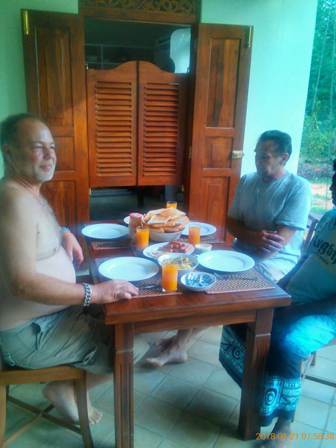 Owls Nest Hotell Udawalawe Exteriör bild