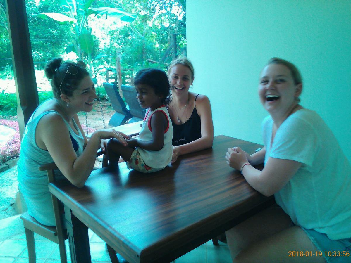 Owls Nest Hotell Udawalawe Exteriör bild